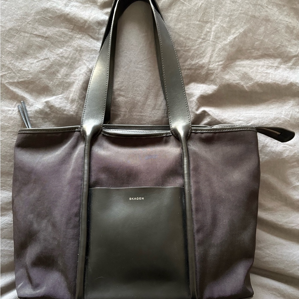 Skagen Lisabet nylon and leather Black Tote Bag